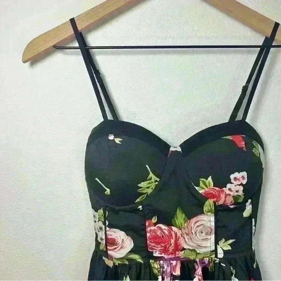 Band of Gypsies Black Floral Mini Dress with Pockets Size XS - Picture 6 of 15